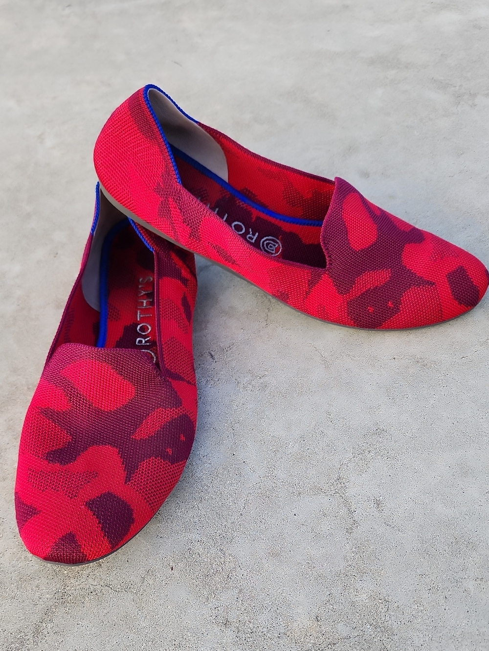 Rothy's The Loafer Red Camo Patterned Knit Women's Slip-On Flats sz 10
